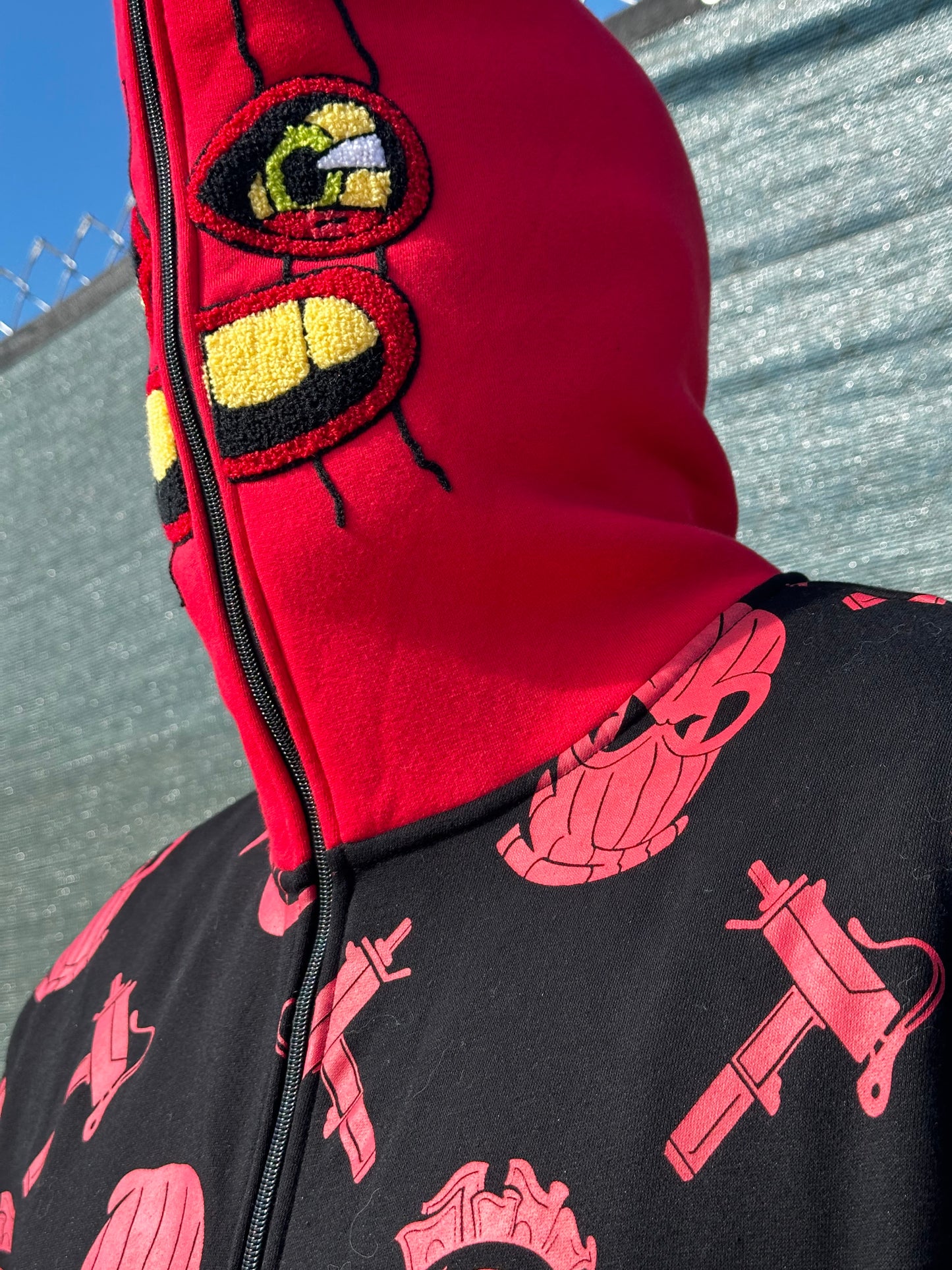 RED ROBBER ZIP UP HOODIE (FREE GIFT)